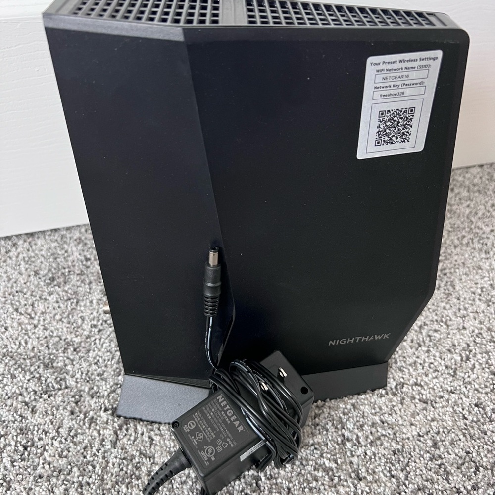 NETGEAR Nighthawk Cable Modem / WiFi Router Combo